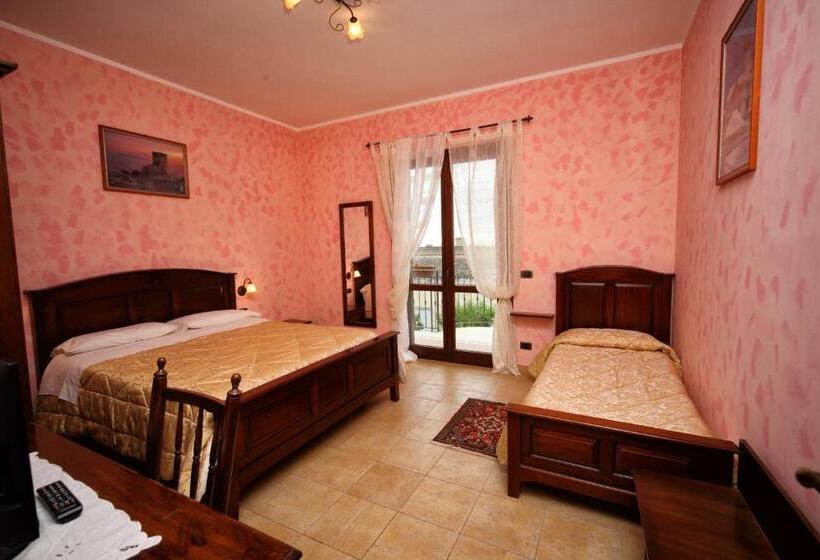 Номер Стандарт Трехместный, History