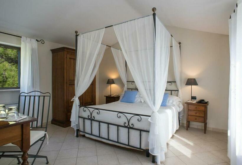 اتاق کلاسیک, Masseria Panareo