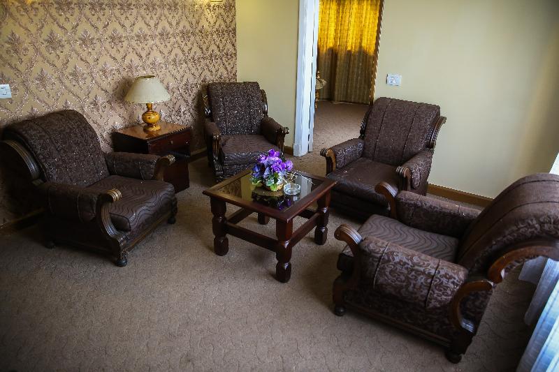 غرفة قياسية, Original