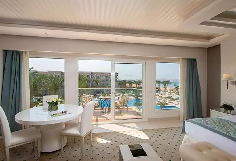 سوییت با چشم‌انداز دریا, Premier Le Reve Hotel & Spa Sahl Hasheesh   Adults Only 16 Years Plus