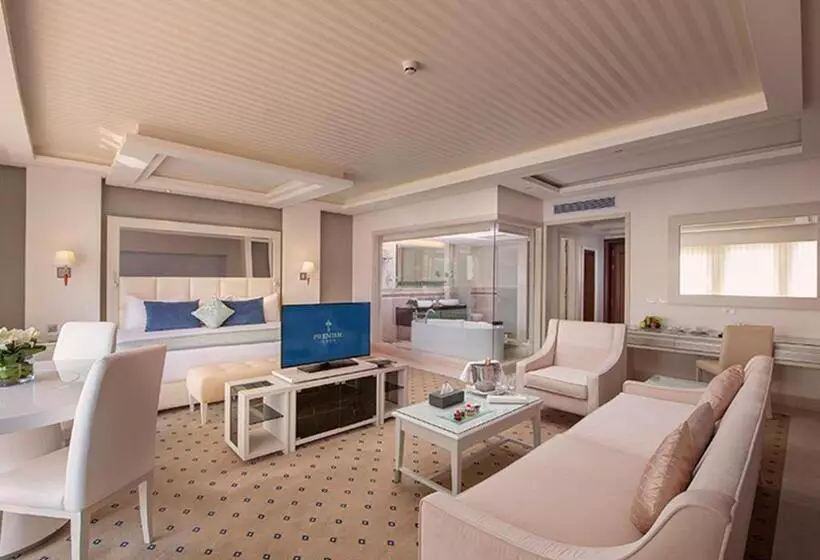 سوییت با چشم‌انداز دریا, Premier Le Reve Hotel & Spa Sahl Hasheesh   Adults Only 16 Years Plus