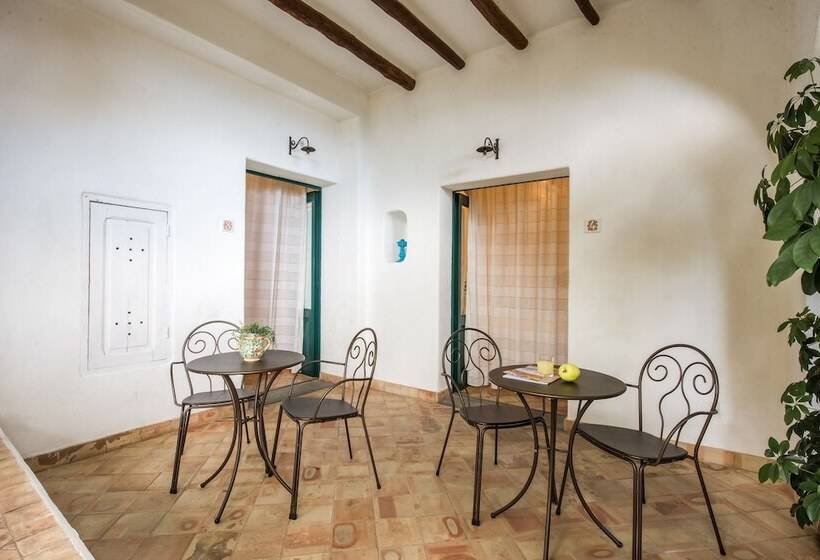 스탠다드 룸 가든 전망, Ravesi