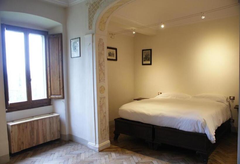 اتاق لوکس, Relais La Torre