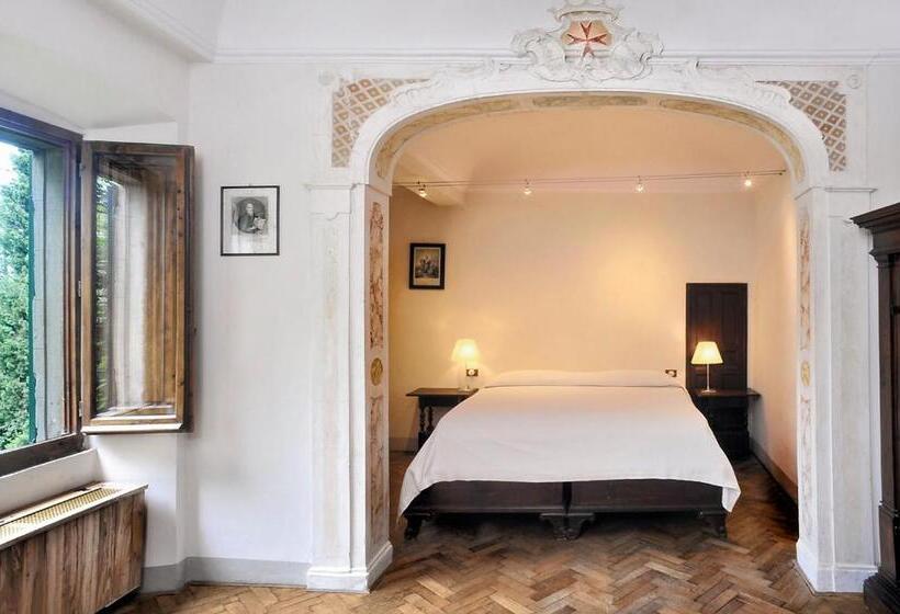 اتاق لوکس, Relais La Torre