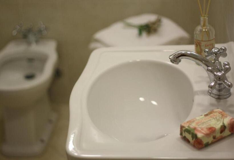 اتاق استاندارد چهار تخته, Residenza Millennium