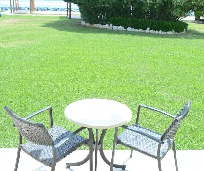 Standard-huone Puutarhanäkymä, Roda Beach Resort & Spa