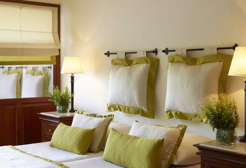 Perhehuone Merinäkymä, Roda Beach Resort & Spa