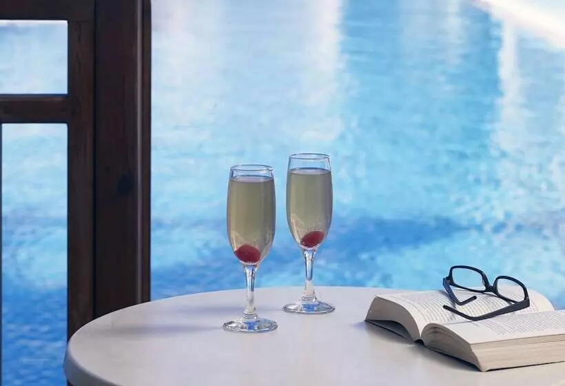 Standard-huone, Roda Beach Resort & Spa