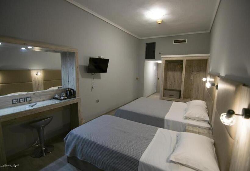 高级三人间, Vienni