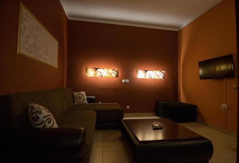 豪华套房, Vienni