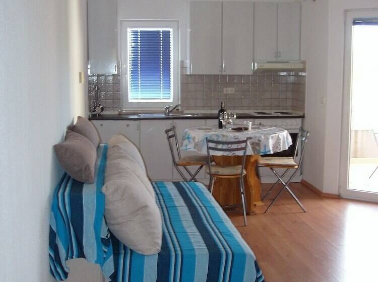 Апартаменты 1 Спальня с Балконом, Villa Toni