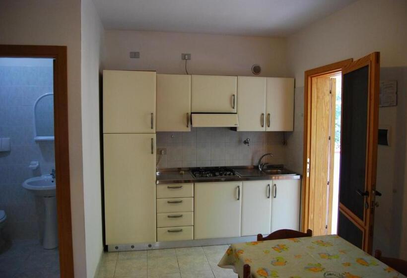 בונגלו סטנדרט עם 3 חדרי שינה, Villaggio Mascia