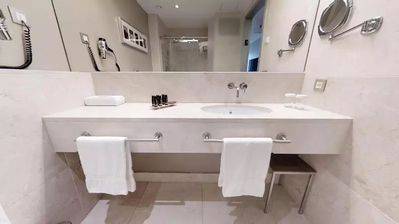 سوییت لوکس, Jaz Little Venice Golf Resort