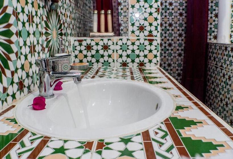 חדר סטנדרט לשלושה, Le Petit Riad Maison D Hôtes