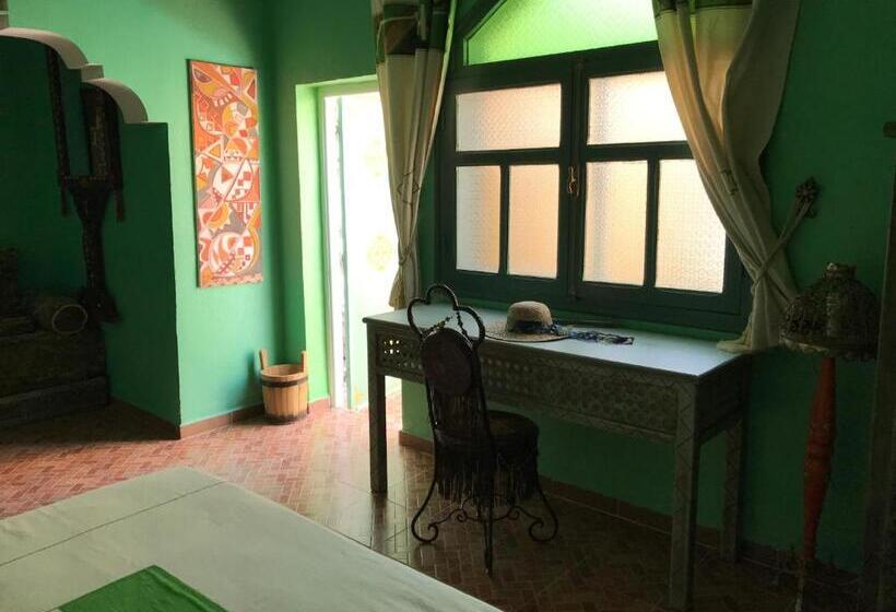 חדר סטנדרט לשלושה, Le Petit Riad Maison D Hôtes