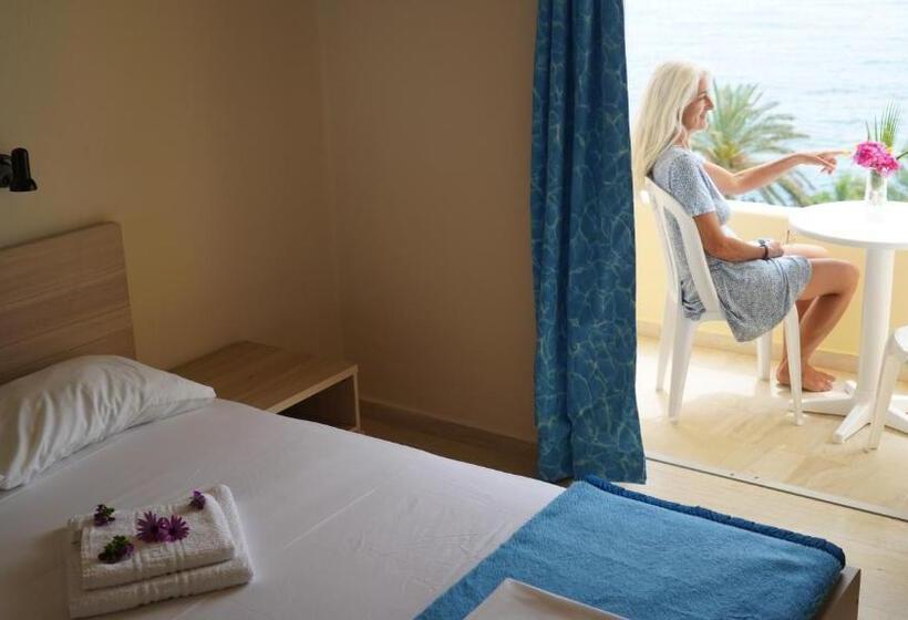 オーシャンビュースタンダードルーム, Phoenix