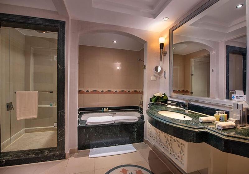 اتاق اساندارد با چشمانداز جانبی به دریا, Premier Le Reve Hotel & Spa Sahl Hasheesh Adults Only 16 Years Plus