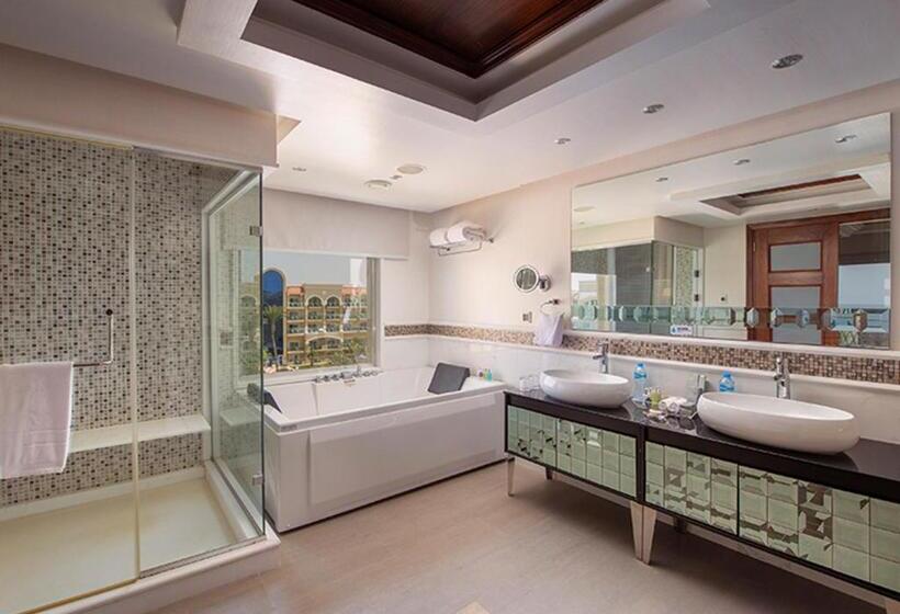 سوییت با چشمانداز دریا, Premier Le Reve Hotel & Spa Sahl Hasheesh Adults Only 16 Years Plus