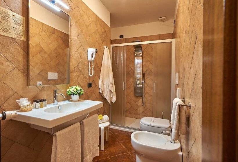 コンフォートルーム, Wellness Center Casanova Hotel E Spa
