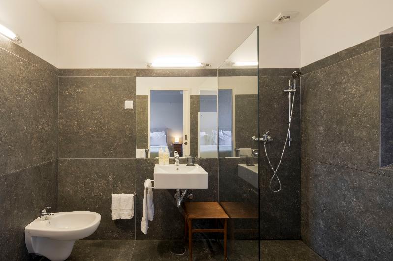 استودیوی سوپریور, Condes De Azevedo Palace Apartments