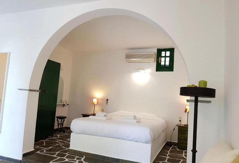 شقة غرفة واحدة, Andromeda