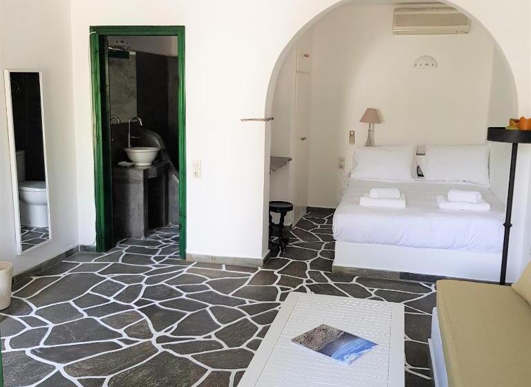 غرفة سوبيريور, Andromeda