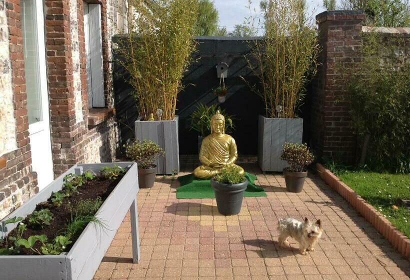 ガーデンビュースタンダードルーム, Le Jardin Des Poules