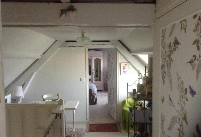 ガーデンビュースタンダードルーム, Le Jardin Des Poules