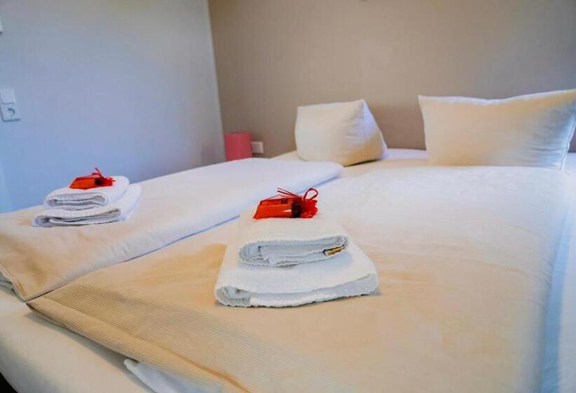 סטודיו דלוקס, Ferienpark Winterberg