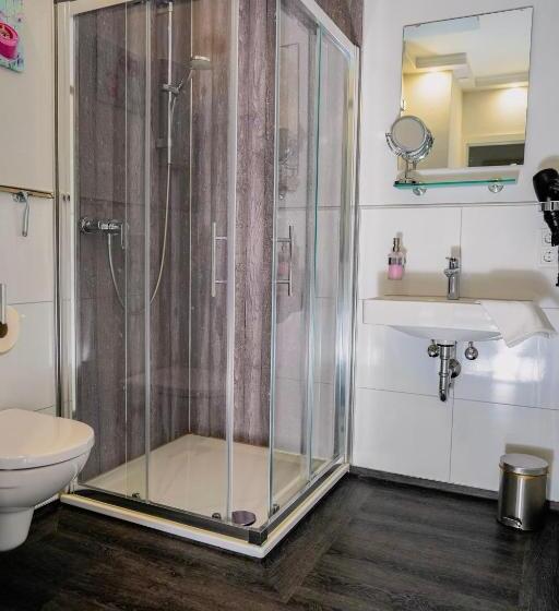 דירת משפחה, Ferienpark Winterberg