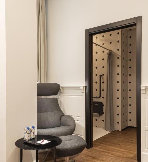 اتاق استاندارد, Toc Hostel Málaga