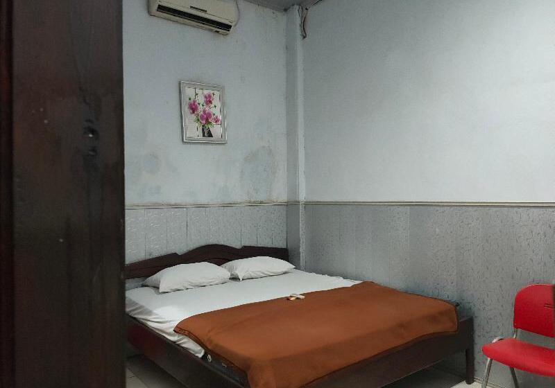 スタンダードルーム, Oyo 90529  Baruga Makassar