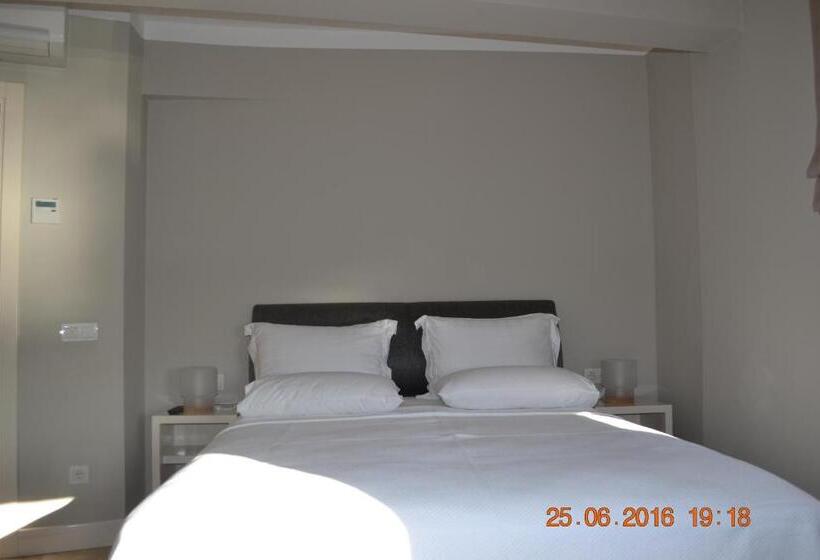 חדר קלאסי עם נוף לים, Teos Lodge