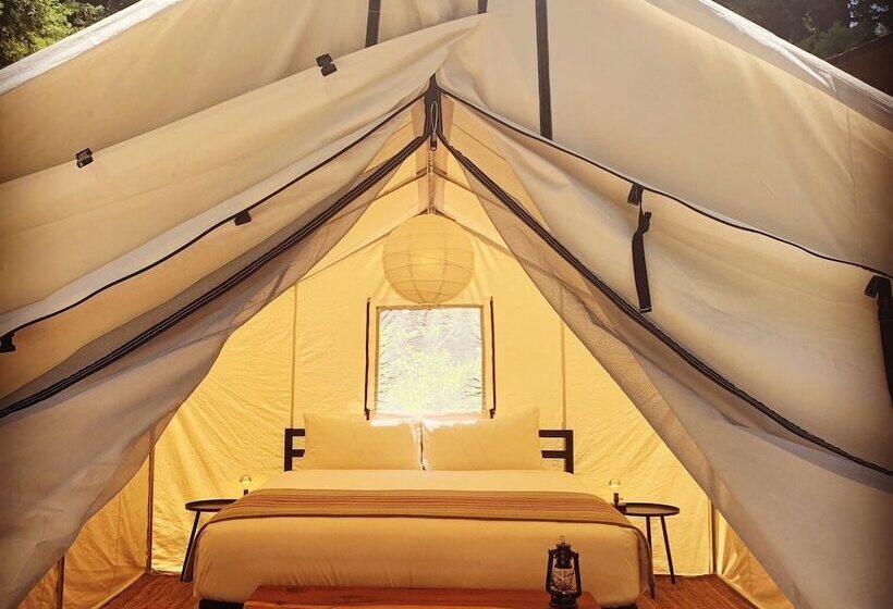 Standard Tent, Highlands Resort   Adults Only