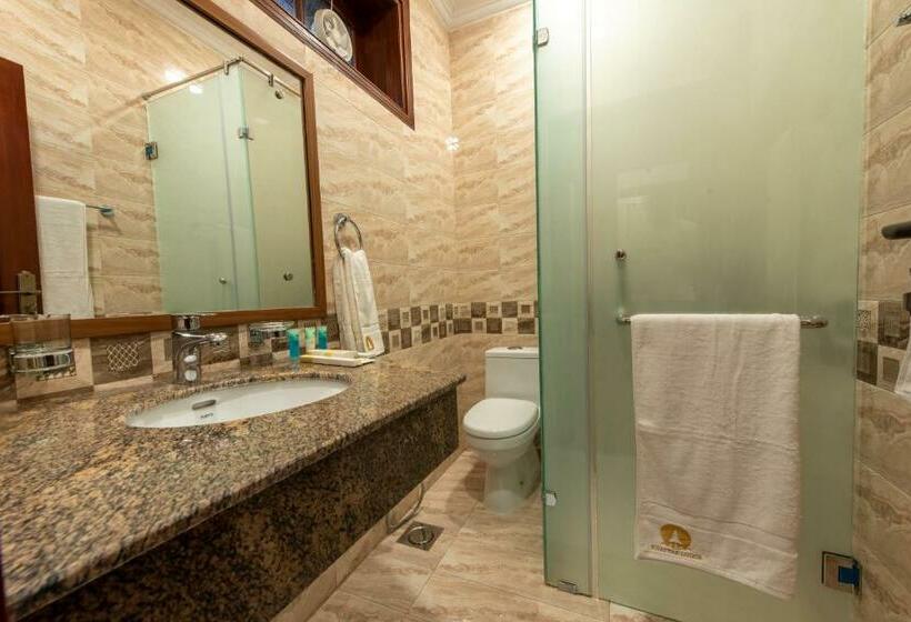 اتاق استاندارد با تخت بزرگ, Khattak Lodge Murree