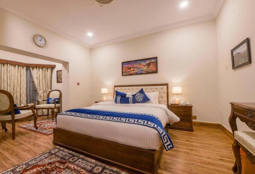 سوئیت 2 خوابه, Khattak Lodge Murree