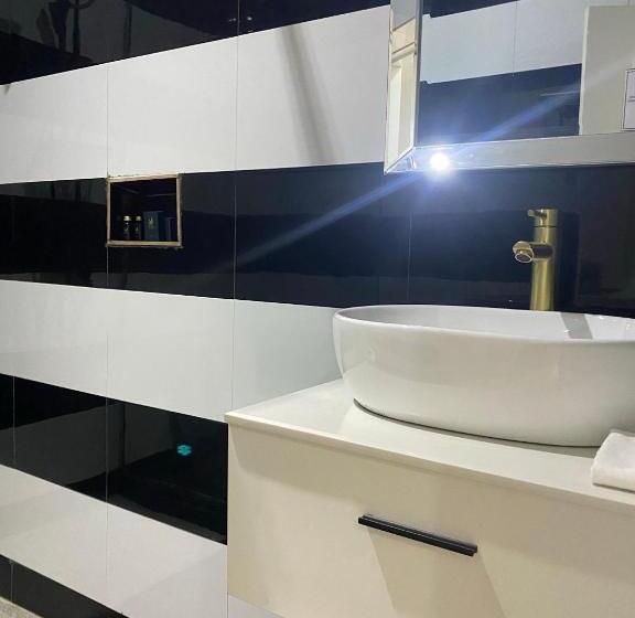 Номер Deluxe Кровать Кинг, Muse Boutique