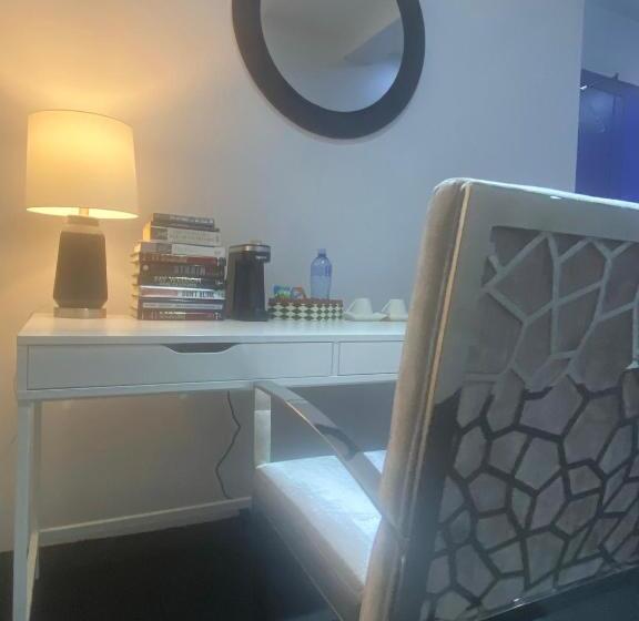 اتاق سوپریور با تخت بزرگ, Muse Boutique