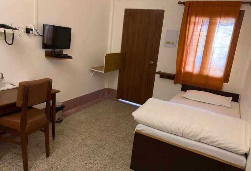 Номер Стандарт Индивидуальный, Saluja