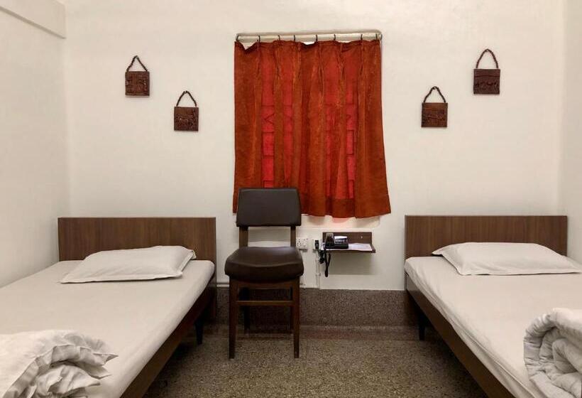 Номер Стандарт Совместная Ванная, Saluja