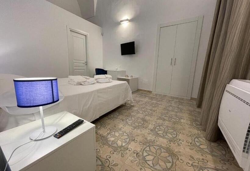 带露台的标准房间, Donna Grazia Relais