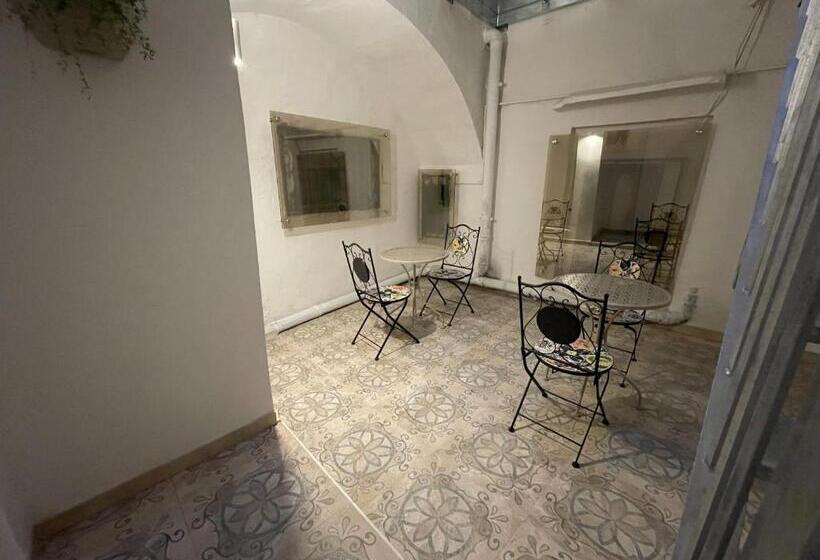 四人豪华间, Donna Grazia Relais