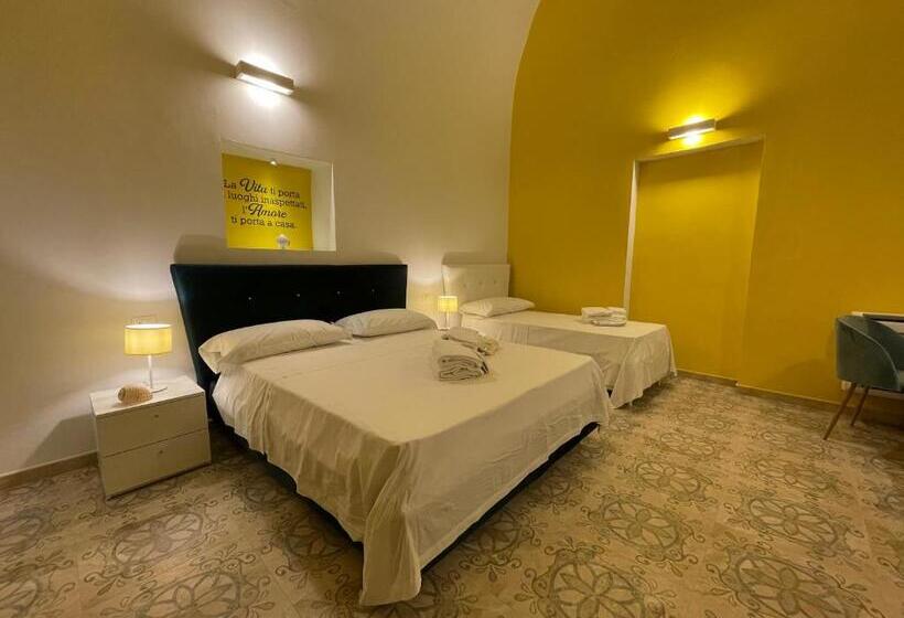 四人标准间, Donna Grazia Relais