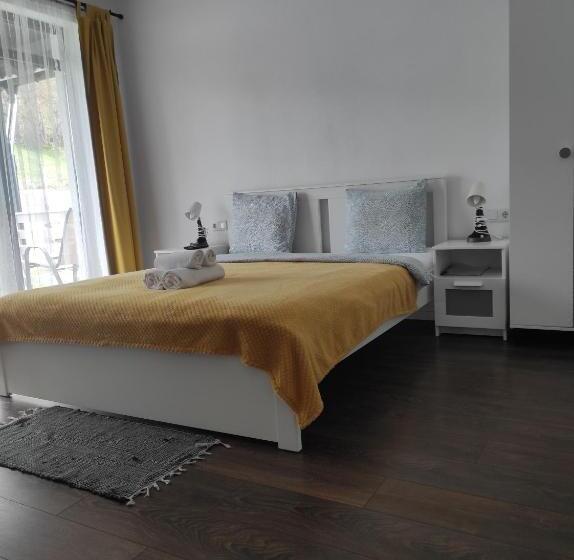 Номер Стандарт, Pensiunea Freya