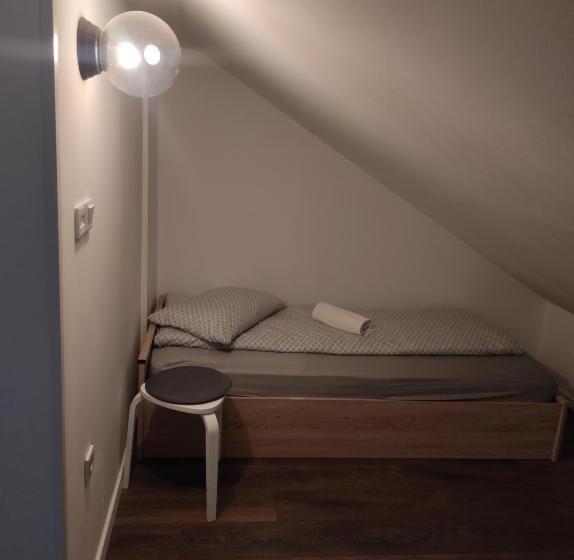 ファミリールーム, Pensiunea Freya