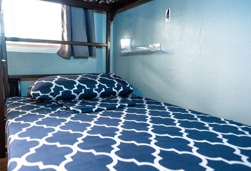 ルームシェアのワンベッド, California Dreams Hostel Ocean Beach