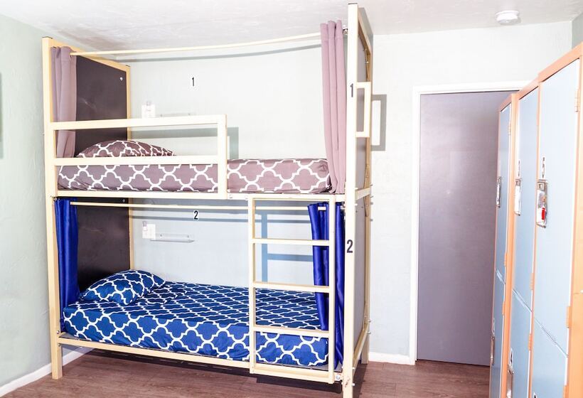 ルームシェアのワンベッド, California Dreams Hostel Ocean Beach