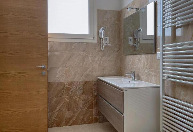 חדר סופריור, Karpignàna