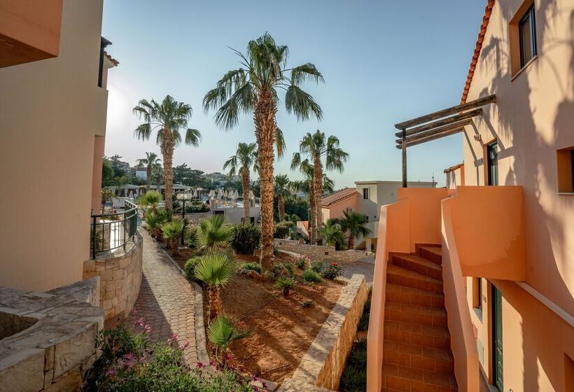 Студио Стандарт Вид на Сад, Asterias Village
