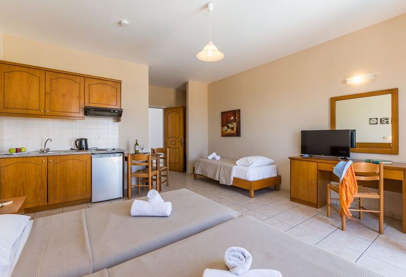 Студио Стандарт Вид на Сад, Asterias Village